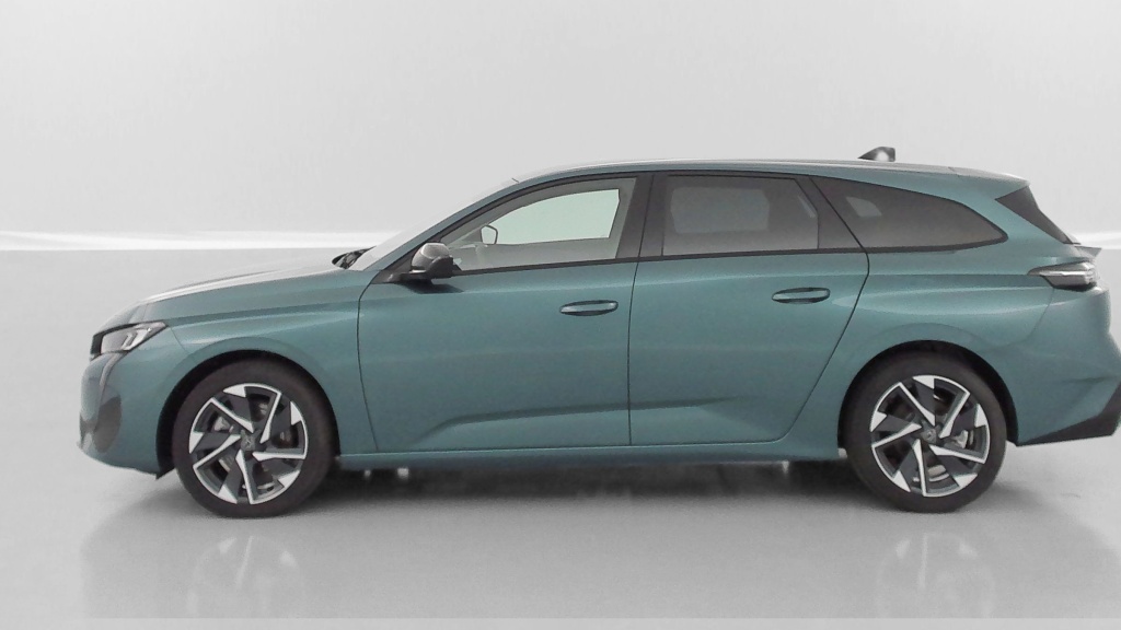 PEUGEOT 308 SW III 1.2 Hybrid 145ch Allure e-DCS6 - ref: 8-GLI00044798 - Photo 4