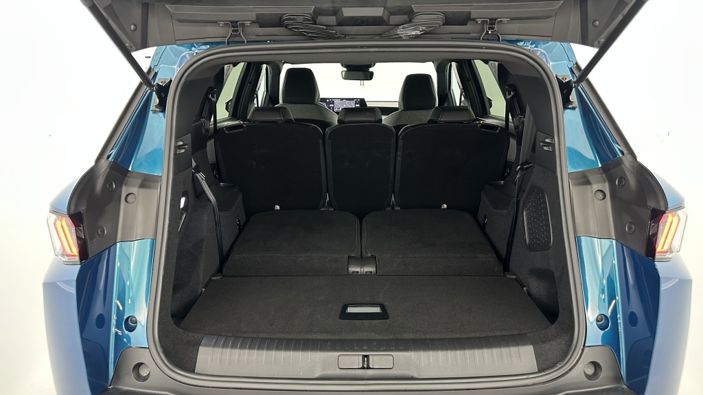 PEUGEOT 5008 III 1.2 Hybrid 145ch Allure e-DCS6 - ref: 8-GLI00044800 - Photo 10