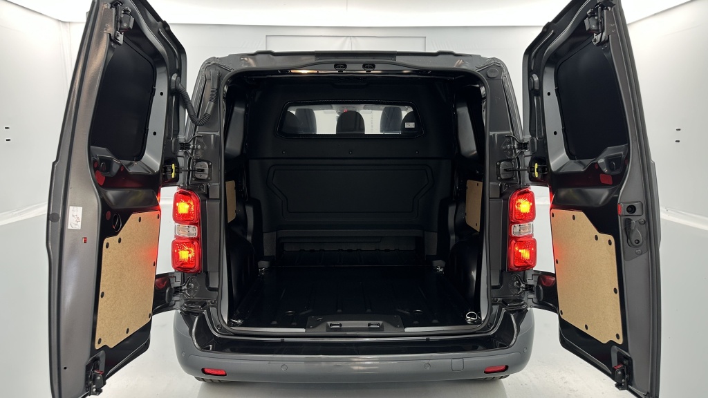 FIAT Scudo Cabine Approfondie M 2.0 BlueHDi 180ch Pack Premium Connect EAT8 - ref: 8-GLI00050166 - Photo 9