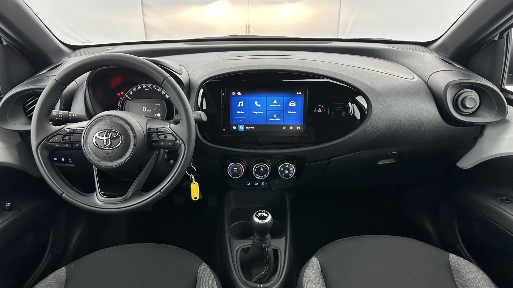 TOYOTA Aygo X 1.0 VVT-i 72ch Dynamic  - ref: 8-GLI00050386 - Photo 7
