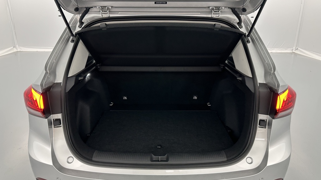 MG ZS 1.5 L Hybrid+ 197ch Standard - ref: 8-GLI00059823 - Photo 10