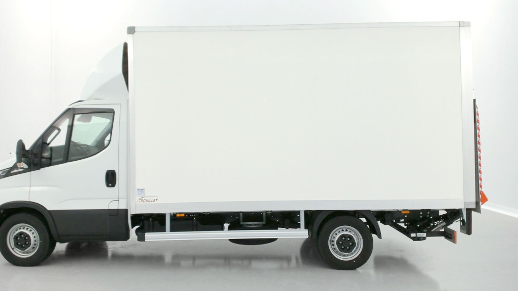 IVECO Daily III 35S16HA8 4100 3.0 160ch Caisse Trouillet 20m³ - ref: 8-GLI00256489 - Photo 4