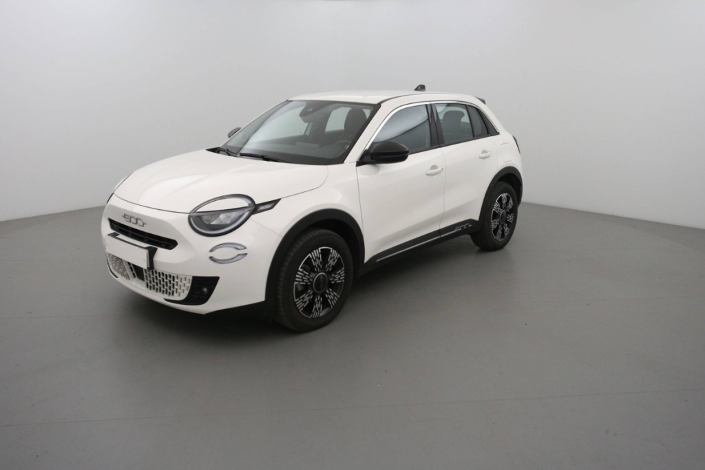 FIAT 600 1.2 Hybrid 110ch DCT6 - ref: 9-n9bndps - Photo 1