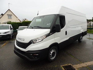 IVECO Daily en vente a marchand - ref: