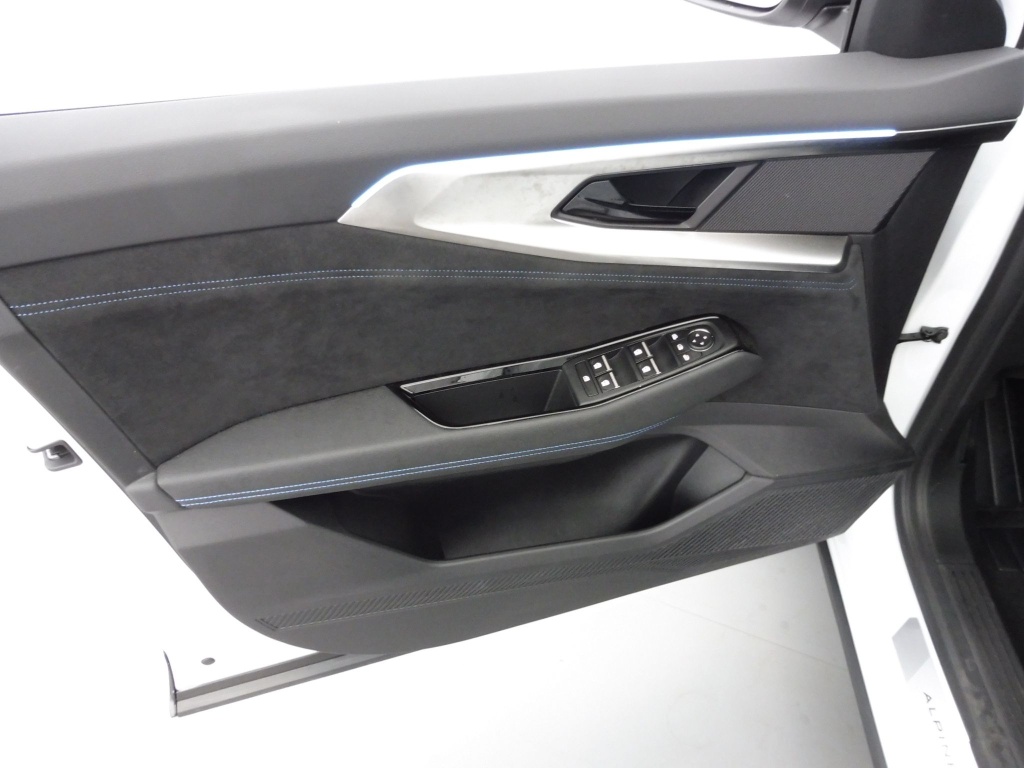 RENAULT Espace 1.2 E-TECH FULL HYBRID 200CH ESPRIT ALPINE 7 PLACES - 24 - ref: 69737 - Photo 18