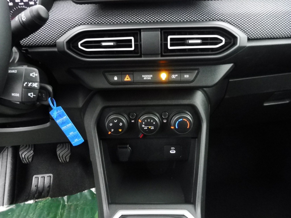 DACIA Jogger 1.0 ECO-G 100CH EXPRESSION 7 PLACES -24 - ref: 71452 - Photo 6