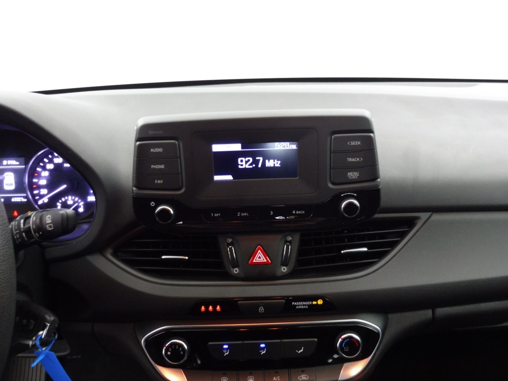 HYUNDAI i30 1.5 DPI 110 CH - ref: 73082 - Photo 10