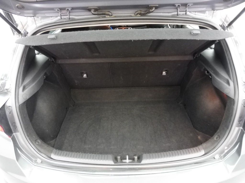 HYUNDAI i30 1.5 DPI 110 CH - ref: 73082 - Photo 9