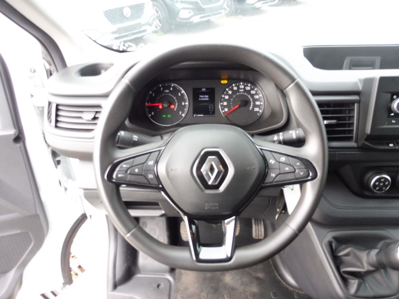 RENAULT Trafic L2H1 3T 2.0 BLUE DCI 130CH CONFORT - ref: 73577 - Photo 12