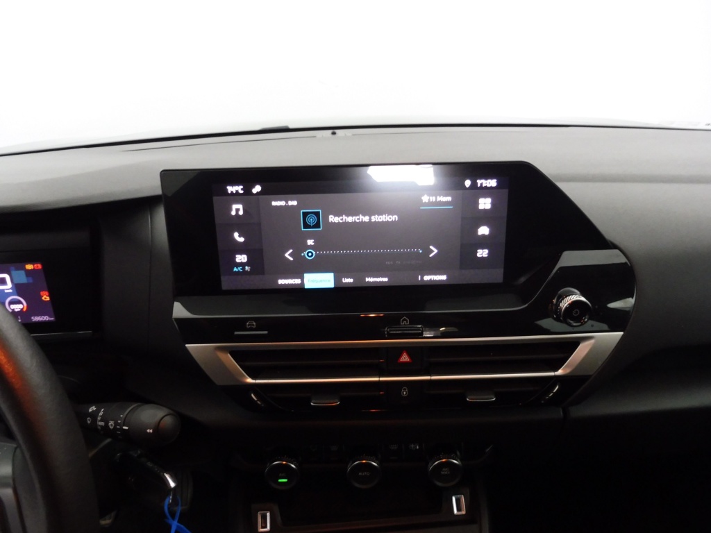 CITROEN C4 X 1.2 PURETECH 100 FEEL - ref: 73651 - Photo 11