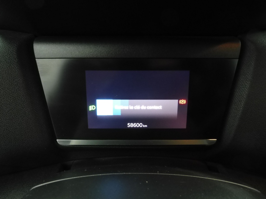 CITROEN C4 X 1.2 PURETECH 100 FEEL - ref: 73651 - Photo 9