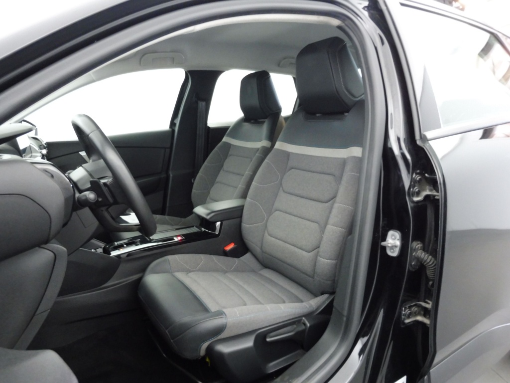 CITROEN C4 X 1.2 PURETECH 130 EATfeel pack - ref: 73659 - Photo 13