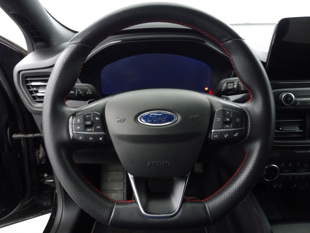 FORD Focus 1.5 ECOBOOST 150 CAst line - ref: 73684 - Photo 17