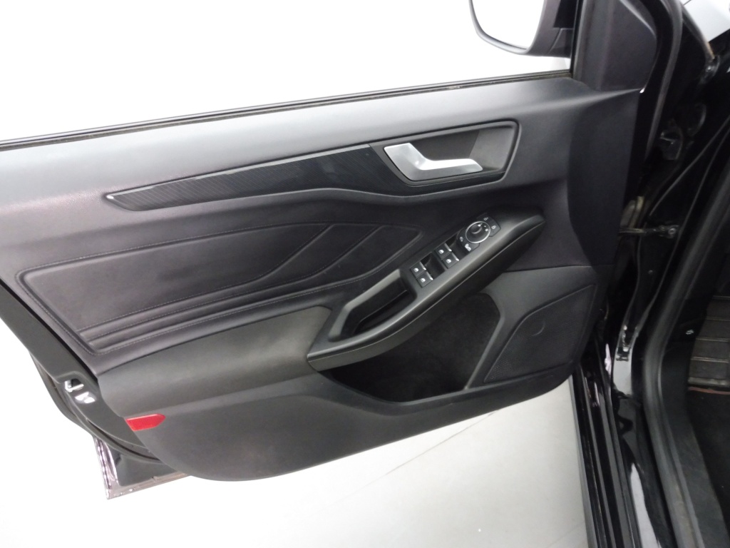 FORD Focus 1.5 ECOBOOST 150 CAst line - ref: 73685 - Photo 18