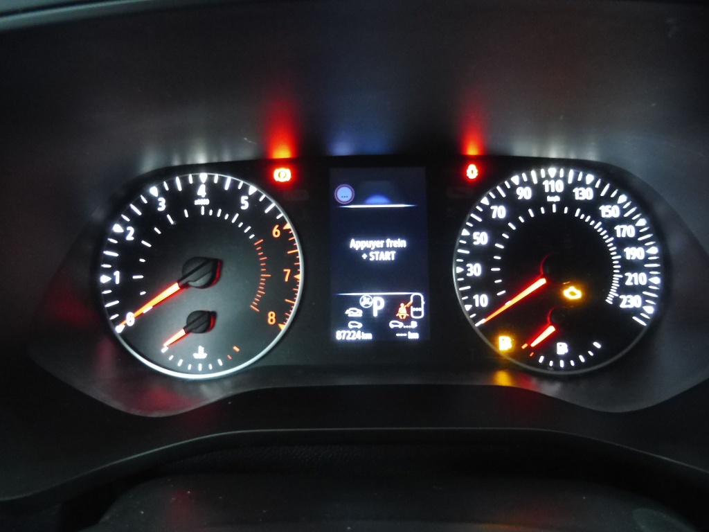 RENAULT Arkana 1.3 TCE MILD HYBRID 140CH EQUILIBRE EDC - ref: 73896 - Photo 9