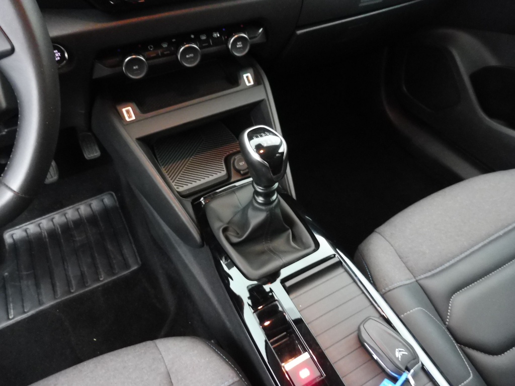 CITROEN C4 1.2 PURETECH 130shine - ref: 73974 - Photo 14