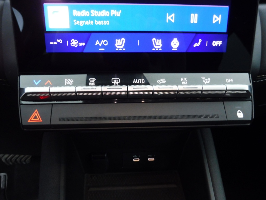 RENAULT Symbioz 1.6 E-TECH FULL HYBRID 145CH ICONIC - ref: 74112 - Photo 7