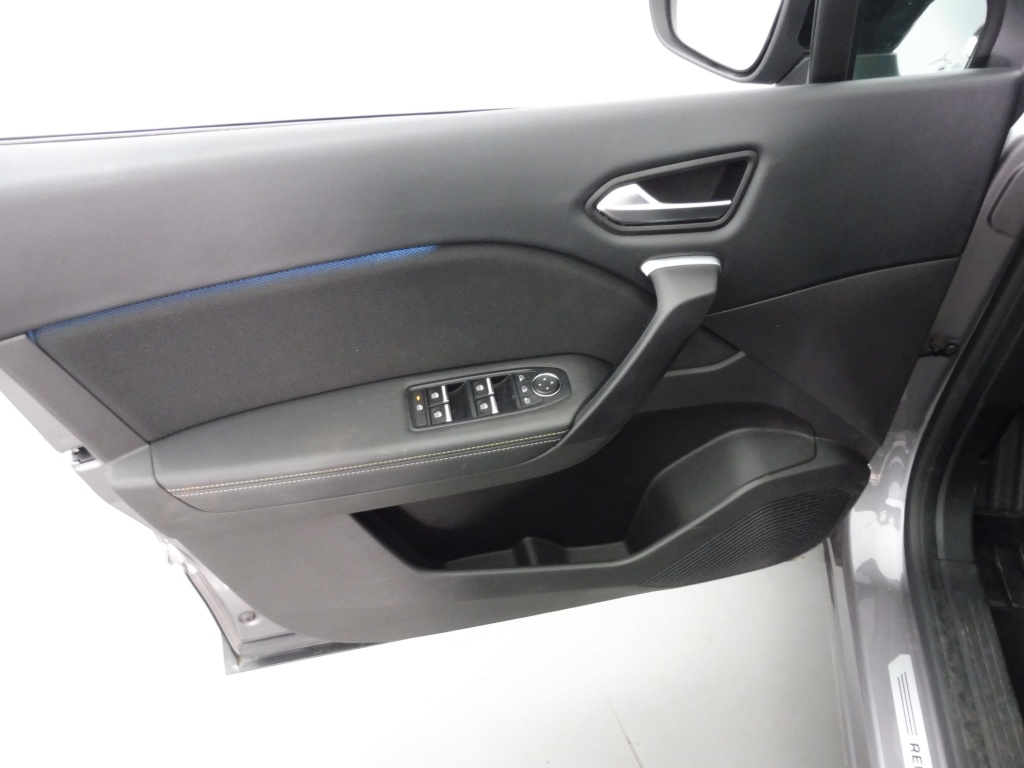 RENAULT Symbioz 1.6 E-TECH FULL HYBRID 145CH ICONIC - ref: 74118 - Photo 17