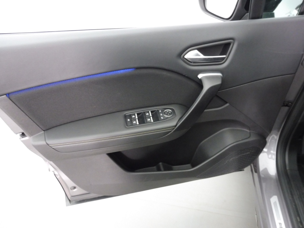 RENAULT Symbioz 1.6 E-TECH FULL HYBRID 145CH ICONIC - ref: 74119 - Photo 17