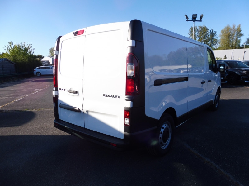 RENAULT Trafic L2H1 3T 2.0 BLUE DCI 150CH ADVANCE EDC -24 - ref: 74158 - Photo 2