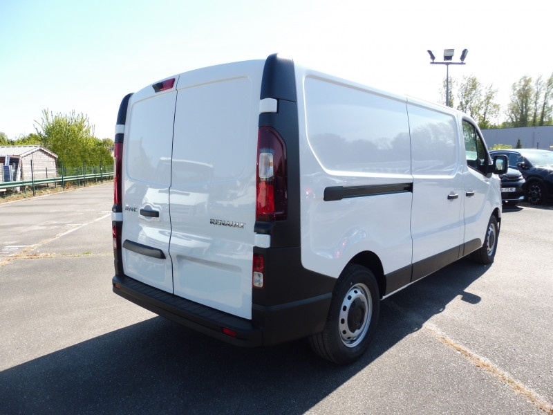 RENAULT Trafic L2H1 3T 2.0 BLUE DCI 150CH ADVANCE EDC -24 - ref: 74159 - Photo 2