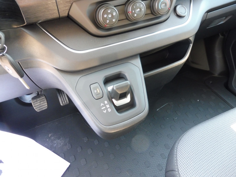 RENAULT Trafic L2H1 3T 2.0 BLUE DCI 150CH ADVANCE EDC -24 - ref: 74159 - Photo 8