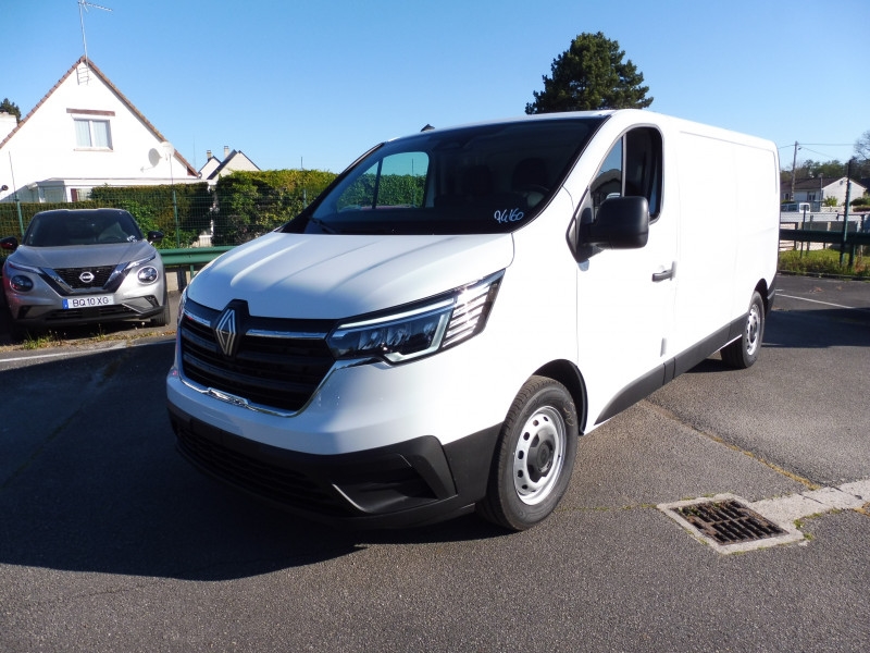 RENAULT Trafic L2H1 3T 2.0 BLUE DCI 150CH ADVANCE EDC -24 - ref: 74160 - Photo 1