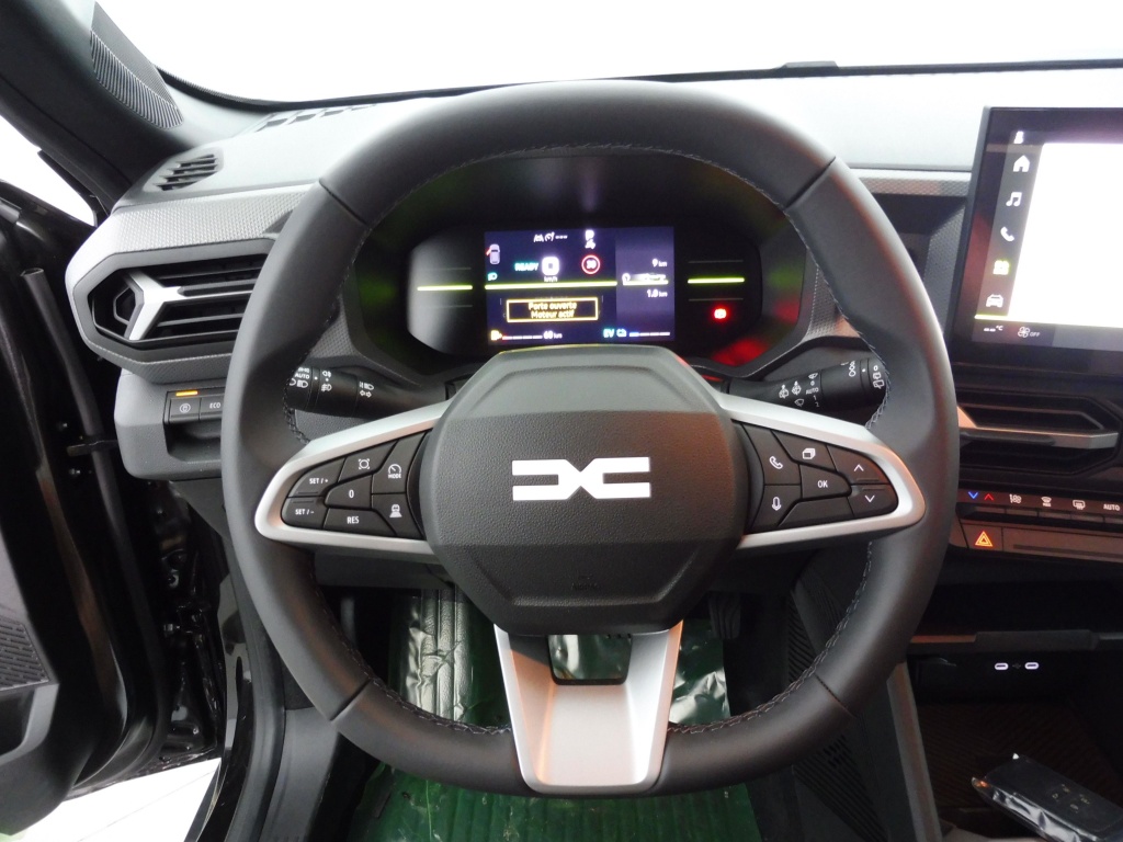 DACIA Duster 1.8 HYBRID 155CH JOURNEY - ref: 74259 - Photo 17
