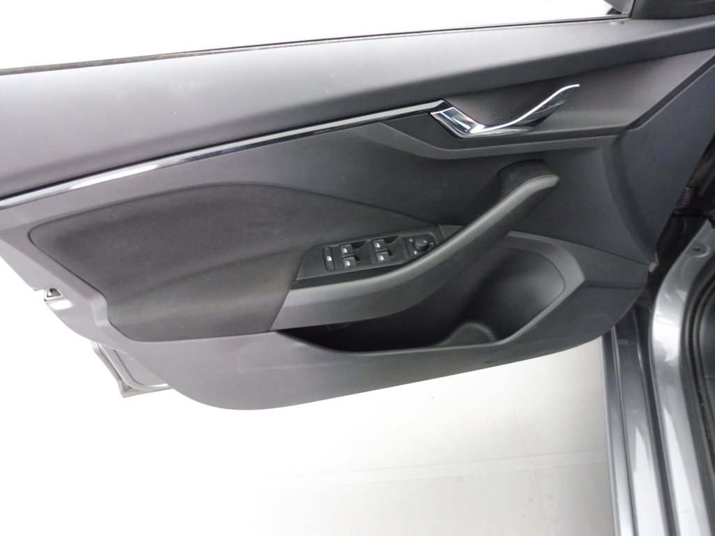 SKODA Scala 1.0 TSI 116CH SELECTION DSG7 - ref: 74273 - Photo 17
