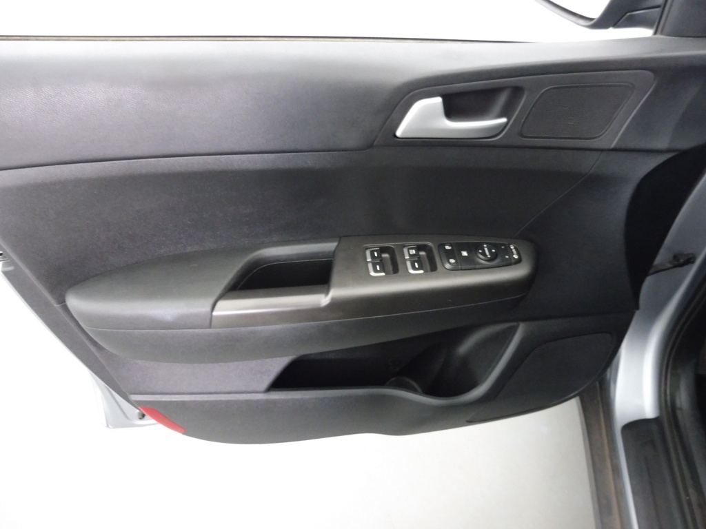 KIA Sportage 1.6 GDI 132CH ISG M+SMART - ref: 75155 - Photo 16