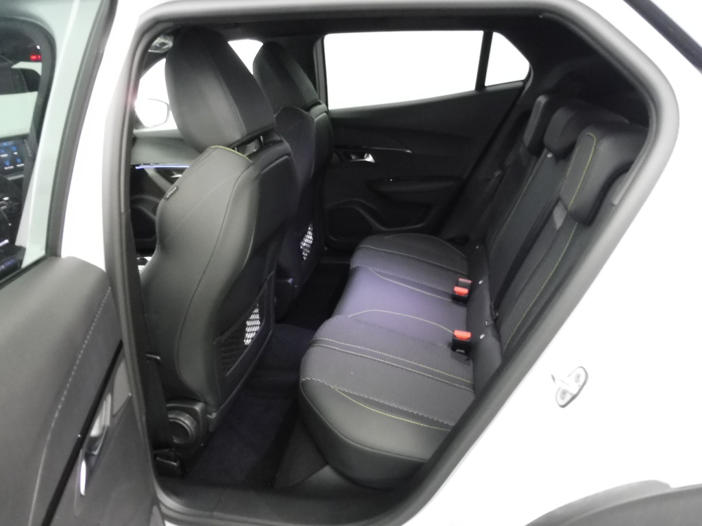 PEUGEOT 2008 1.2 HYBRID 145CH GT E-DCS6 - ref: 75264 - Photo 8