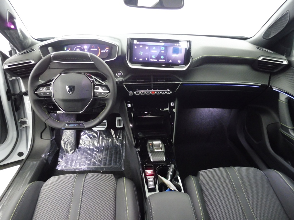 PEUGEOT 2008 1.2 HYBRID 145CH GT E-DCS6 - ref: 75266 - Photo 16