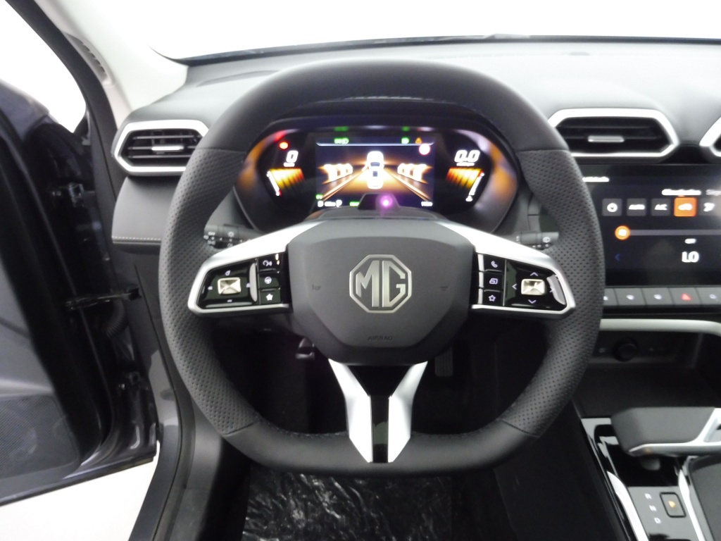 MG ZS 1.5 HYBRID+ 197CH LUXURY - ref: 75475 - Photo 8