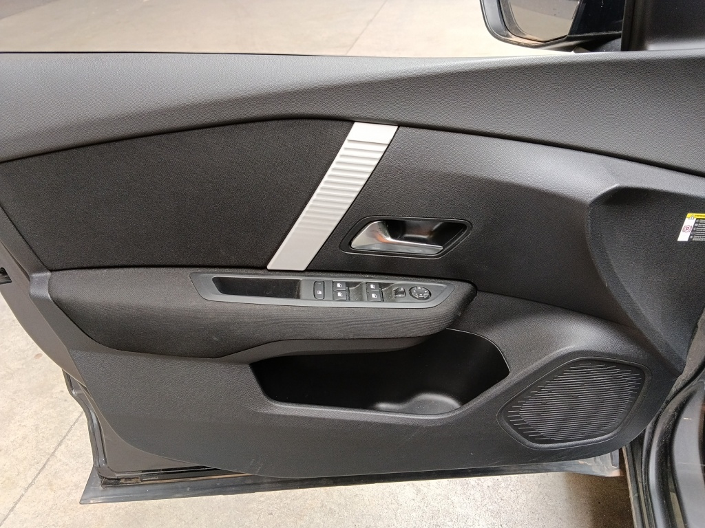 CITROEN C4 X 1.2 PURETECH 100feel - ref: 73630 - Photo 11