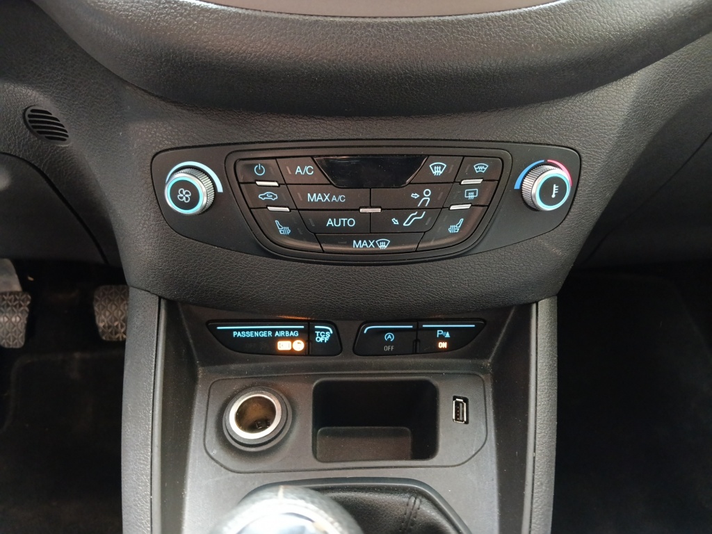 FORD Tourneo Courier 1.5 TDCI 100trend - ref: 73690 - Photo 20