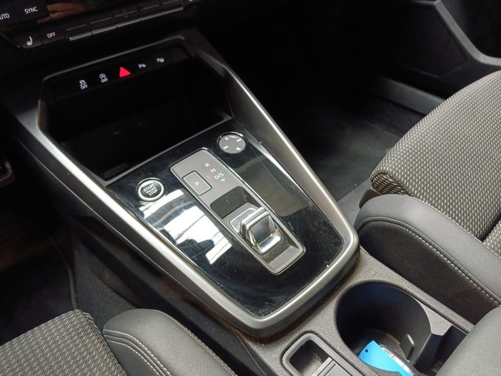 AUDI A3 Sportback 35 TFSI 150CH MILD HYBRID S LINE S TRONIC 7 - ref: 73952 - Photo 15