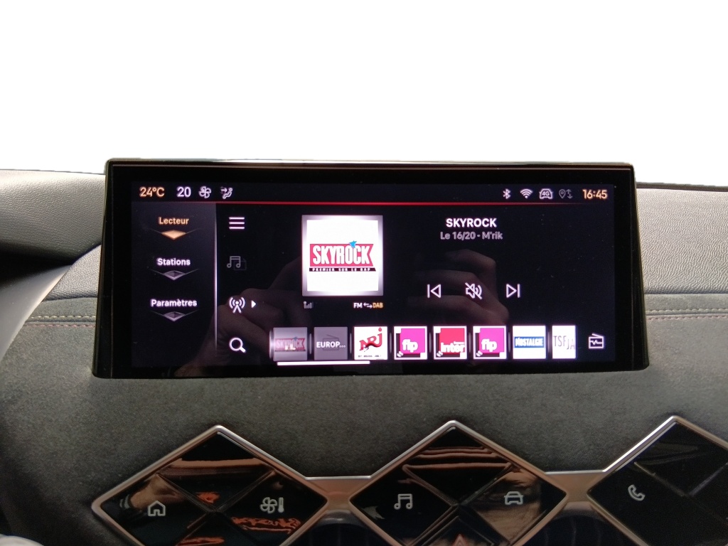 DS DS3 1.2 PURETECH 130CH PERFORMANCE LINE AUTOMATIQUE - ref: 74012 - Photo 17