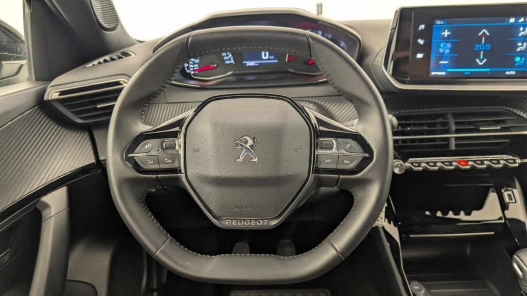 PEUGEOT 2008 PureTech 130 S S BVM6 Allure - ref: 1-292399 - Photo 14
