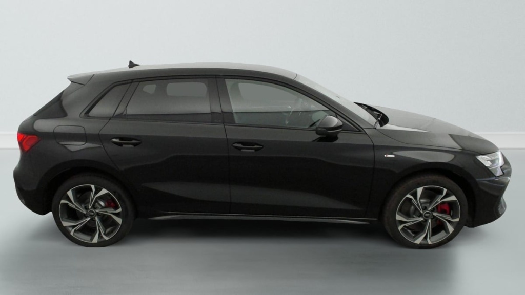 AUDI A3 Sportback 45 TFSI E HYBRIDE RECHARGEABLE 272 S TRONIC 6 S LINE - ref: 1-358898 - Photo 8