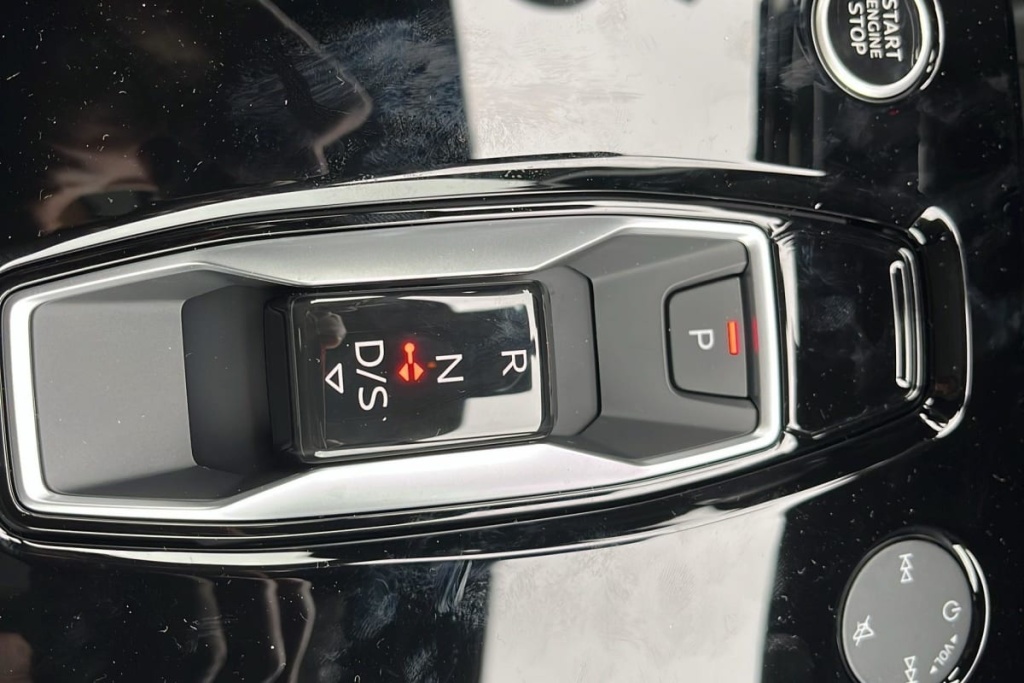 AUDI A3 Sportback 45 TFSI E HYBRIDE RECHARGEABLE 272 S TRONIC 6 S LINE - ref: 1-358904 - Photo 16