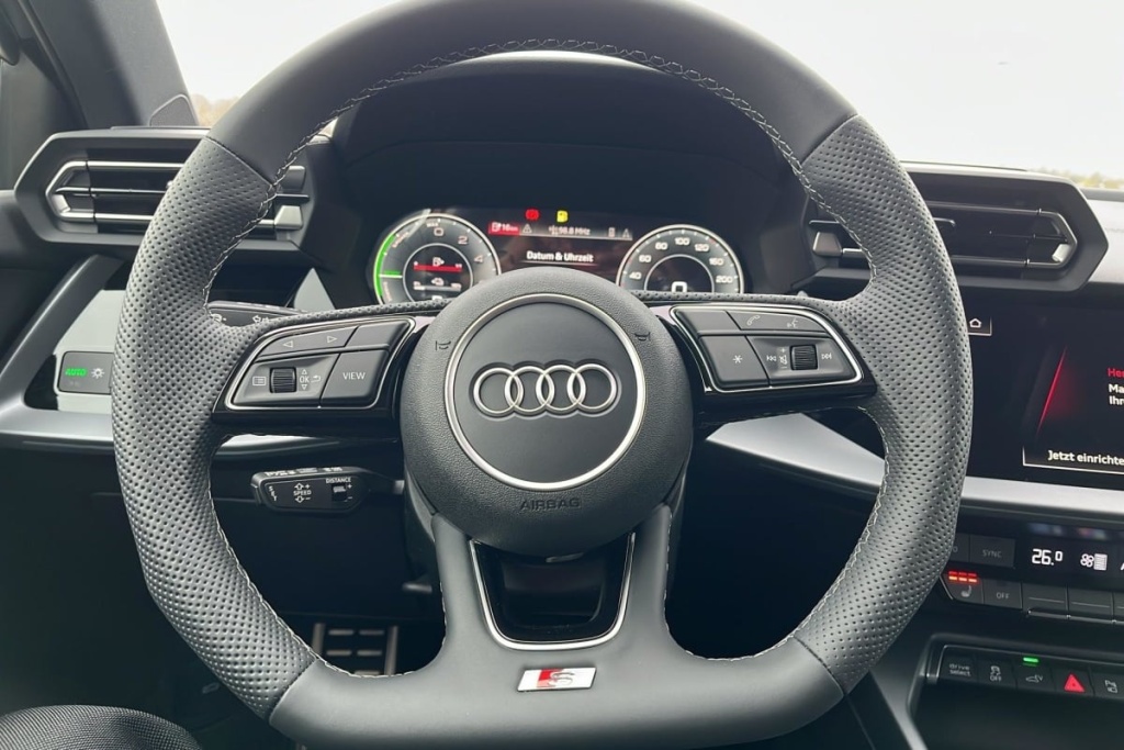 AUDI A3 Sportback 45 TFSI E HYBRIDE RECHARGEABLE 272 S TRONIC 6 S LINE - ref: 1-358907 - Photo 14