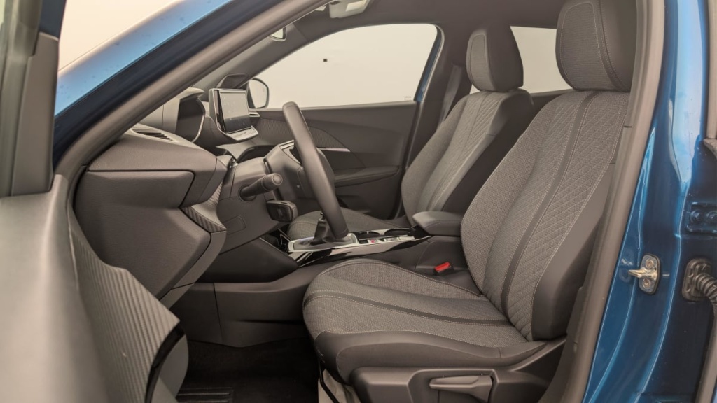 PEUGEOT 2008 100 S S BVM6 Allure - ref: 1-362261 - Photo 16