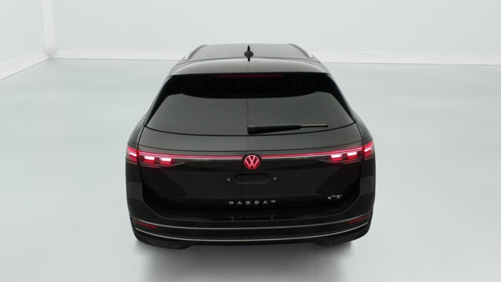 VOLKSWAGEN Passat 1.5 eTSI OPF 150 DSG7 Elegance - ref: 1-364164 - Photo 6