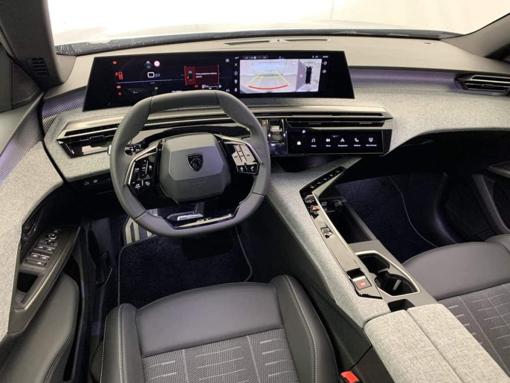 PEUGEOT 3008 Hybrid 145 e-DCS6 GT - ref: 1-366177 - Photo 15
