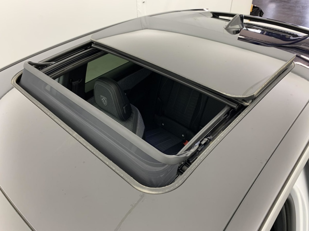 PEUGEOT 3008 Hybrid 145 e-DCS6 GT - ref: 1-366188 - Photo 10