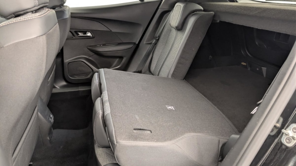 PEUGEOT 2008 100 S S BVM6 Allure - ref: 1-366641 - Photo 12