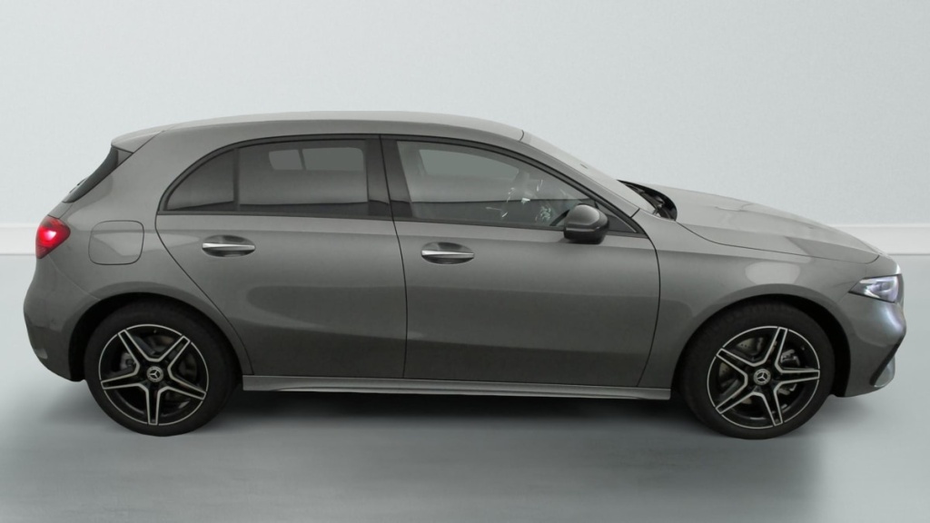 MERCEDES Classe A 250 e Hybrid EQ 8G-DCT AMG Line - ref: 1-367411 - Photo 8