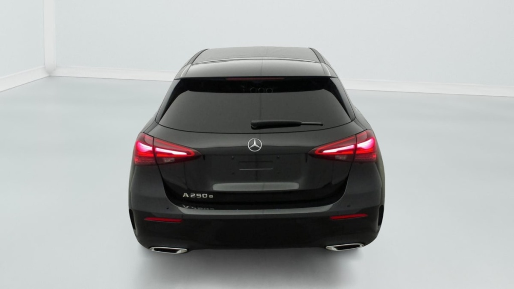 MERCEDES Classe A 250 e Hybrid EQ 8G-DCT AMG Line - ref: 1-367415 - Photo 6