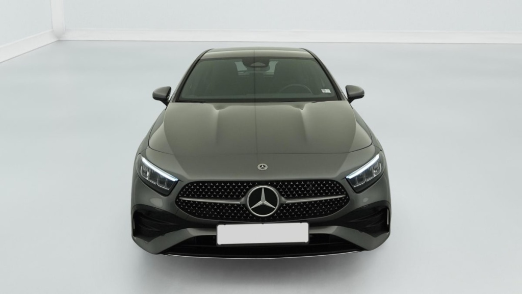 MERCEDES Classe A 180 7G-DCT AMG LINE - ref: 1-370701 - Photo 2