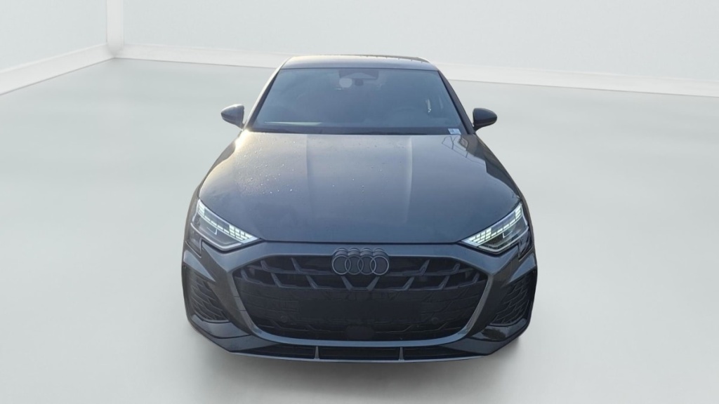 AUDI A3 Sportback 45 TFSI e Hybride rechargeable 272 S tronic 6 S line - ref: 1-372746 - Photo 2